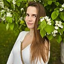 Знакомства: Анюта, 35 лет, Симферополь