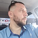 Знакомства: Максим, 33 года, Тюмень