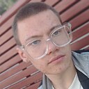 Знакомства: Артëм, 18 лет, Тюмень