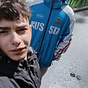 Знакомства: Артем, 23 года, Чехов