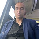 Знакомства: Максим, 23 года, Владивосток