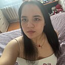 Знакомства: Юлия, 21 год, Омск
