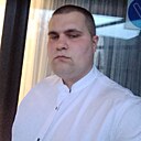Знакомства: Артём, 25 лет, Азов