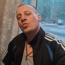 Знакомства: Евгений, 39 лет, Калуга