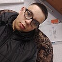 Знакомства: Вадим, 27 лет, Киров