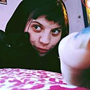 Знакомства: Валя, 23 года, Енисейск