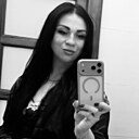Знакомства: Oksana, 34 года, Пиотрков-Трыбунальски