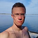 Знакомства: Артемий, 23 года, Москва