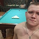 Знакомства: Максим, 23 года, Белово