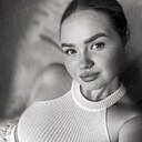 Знакомства: Аделина, 22 года, Уссурийск