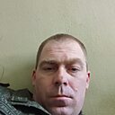 Знакомства: Виталик, 31 год, Псков