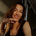 Знакомства: Julia, 36 лет, Москва