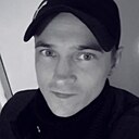 Знакомства: Максим, 32 года, Томаковка