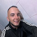 Знакомства: Vladyslav, 25 лет, Кладно