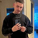 Знакомства: Максим, 24 года, Марьина Горка
