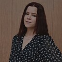 Знакомства: Полина, 25 лет, Санкт-Петербург