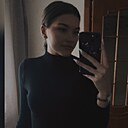 Знакомства: Елена, 24 года, Петропавловск-Камчатский