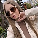 Знакомства: Ксения, 19 лет, Екатеринбург