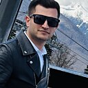 Знакомства: Максим, 29 лет, Адлер