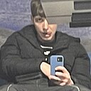 Знакомства: Макс, 23 года, Астрахань