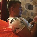 Знакомства: Артëм, 32 года, Архангельск