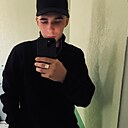 Знакомства: Анатолий, 20 лет, Крымск