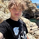 Знакомства: Захар, 18 лет, Севастополь