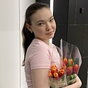 Знакомства: Кристина, 18 лет, Екатеринбург