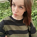 Знакомства: Катя, 18 лет, Киров