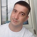 Знакомства: Юрич, 39 лет, Электросталь