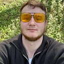 Знакомства: Виталик, 22 года, Курчатов
