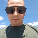 Знакомства: Максим, 31 год, Винница