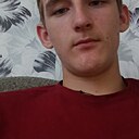 Знакомства: Андрей, 18 лет, Курган