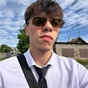 Знакомства: Макс, 21 год, Макеевка