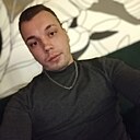 Знакомства: Евгений, 31 год, Новомосковск