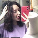 Знакомства: Екатерина, 18 лет, Екатеринбург