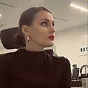 Знакомства: Танюша, 37 лет, Санкт-Петербург