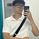 Знакомства: Музаффар, 19 лет, Екатеринбург