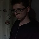Знакомства: Димасик, 18 лет, Магнитогорск