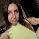 Знакомства: Ира, 27 лет, Домодедово