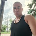 Знакомства: Максим, 33 года, Амвросиевка