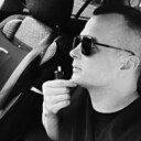 Знакомства: Валера, 33 года, Рязань