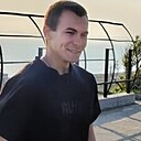 Знакомства: Роман, 19 лет, Южно-Сахалинск