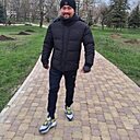 Знакомства: Мага, 30 лет, Мариуполь