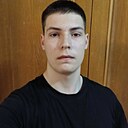 Знакомства: Дмитрий, 18 лет, Санкт-Петербург