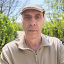 Знакомства: Евгений, 68 лет, Москва