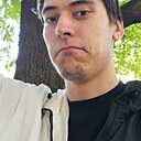 Знакомства: Ілля, 20 лет, Киев