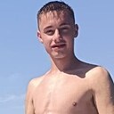Знакомства: Валера, 22 года, Чернигов