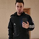 Знакомства: Максим, 31 год, Астана