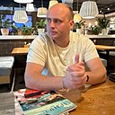 Знакомства: Артём, 31 год, Архангельск